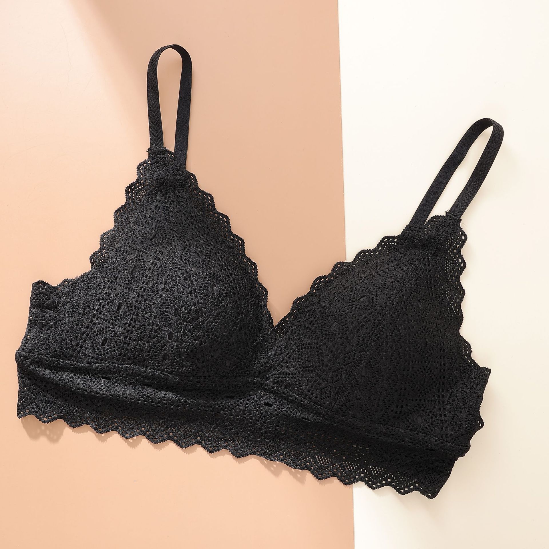 Triángulo francés taza de encaje sexy ropa interior inalámbrica delgada push up pequeño pecho cómodo sujetador transpirable BL082