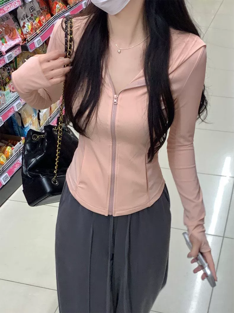 Йоговая куртка с быстросохнущей молнией, капюшон, длинные рукава, slim fit, топ для бега в поездке