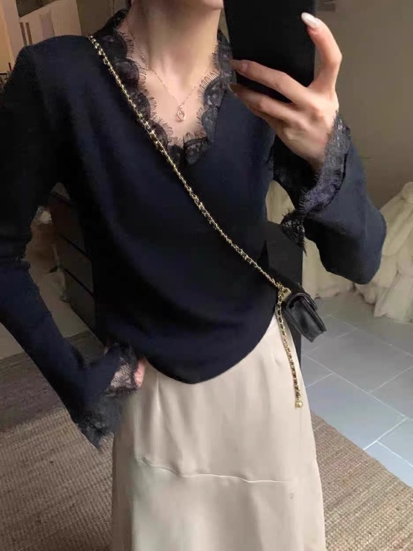 韩系蕾丝V领长袖针织衫女秋季穿搭设计感内搭打底修身喇叭袖上衣|undefined