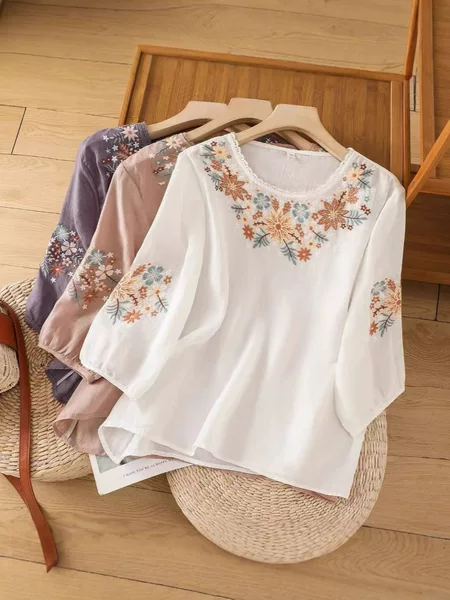 Cotton and Linen Artistic Embroidered Three-Quarter Sleeve Top 2025 Summer New Retro Loose Embroidered Versatile Round Neck T-Shirt for Women