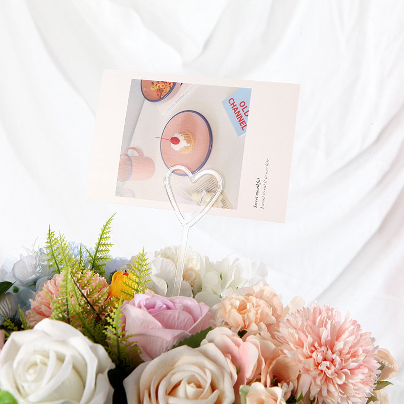 Fábrica en stock al por mayor material de embalaje de la flor tarjeta de plástico palo pollo corazón palo tarjeta de plástico Tarjeta de clip de plástico flor palo