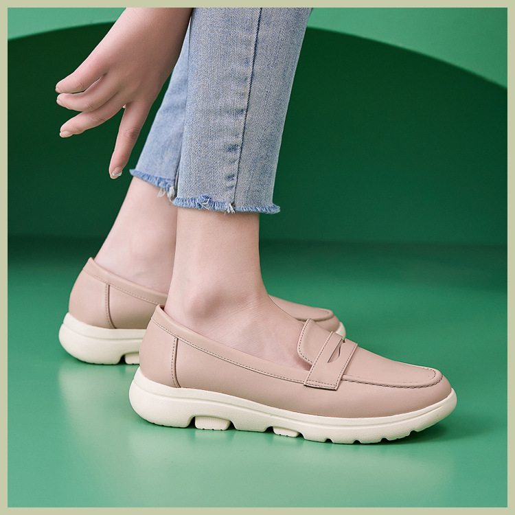 B888-12025 Spring Winter New Large Size Casual Fashion Non-Slip Soft Sole Mom Shoes For Women_voghion.com