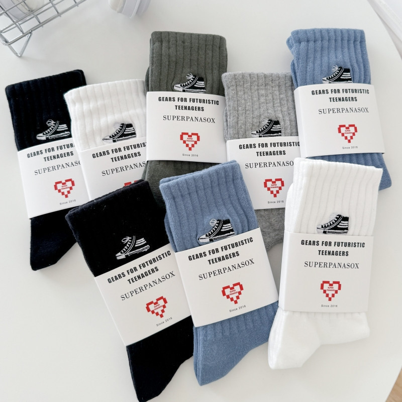 Cityboy Socks for Men and Women, Couple Embroidered Canvas Shoes, Trendy Sports Basketball High Street Skateboard Mid-Calf Socks, Long Socks Cityboy Socks for Men and Women, Couple Embroidered Canvas Shoes, Trendy Sports Basketball High Street Skateboard Mid-Calf Socks, Long Socks