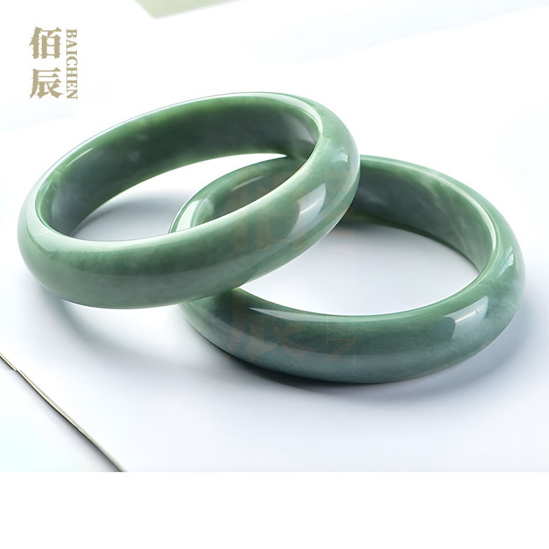 비취 팔찌 제조업체 도매 귀주 에메랄드 컬러 팔찌 여성 비취 팔찌 10 위안 스톨 비취 비취 팔찌 공급