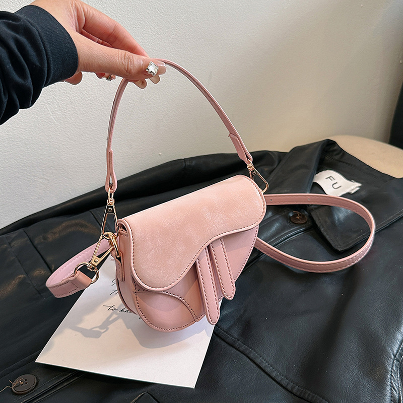 Ins French Niche Mini Children and Girls Parent-Child Saddle Hand Carrying Crossbody Chain Bag Women's Bag Wholesale