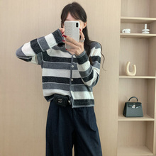 气质撞色条纹针织开衫女2025秋季新款V领长袖百搭上衣外套含羊绒