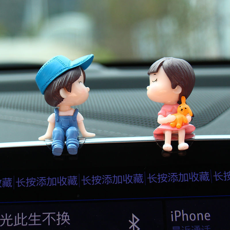 Decoraciones de automóviles de dibujos animados para parejas Decoraciones creativas muñecas de besos para parejas muñecas de automóviles Regalos de decoración