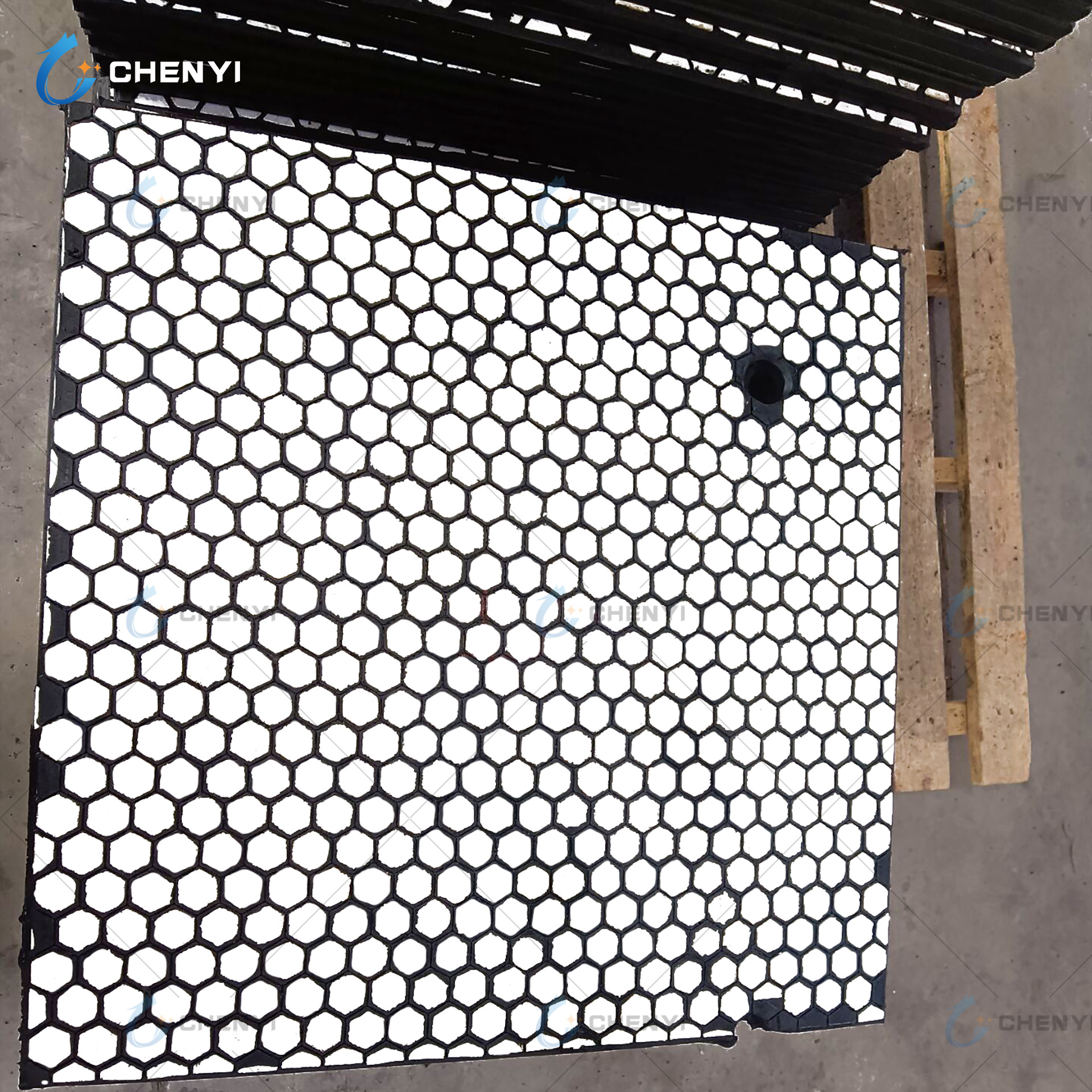 淄博辰逸专业生产三合一复合板源头厂家欢迎咨询