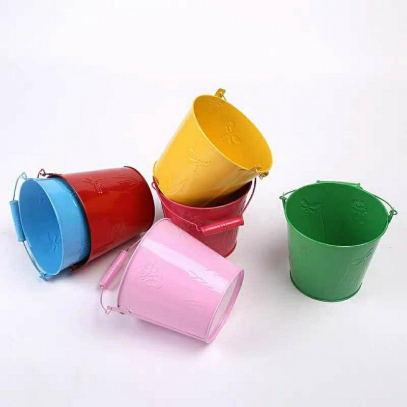Children's shovel