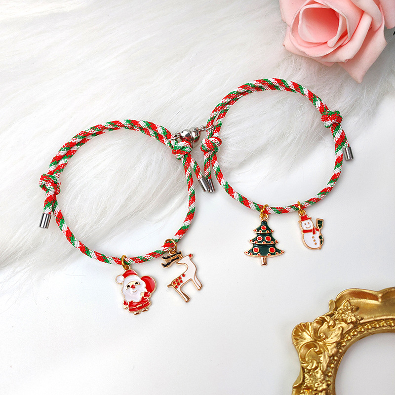 Bisutería Mayoreo Árbol De Navidad Papá Noel Alces Imanes Pulseras Un Par Conjunto Nihaojewelry display picture 1