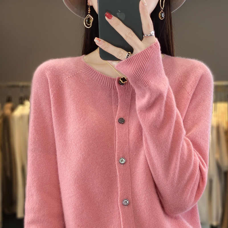 Demi-season woolen cardigan with a round collar
