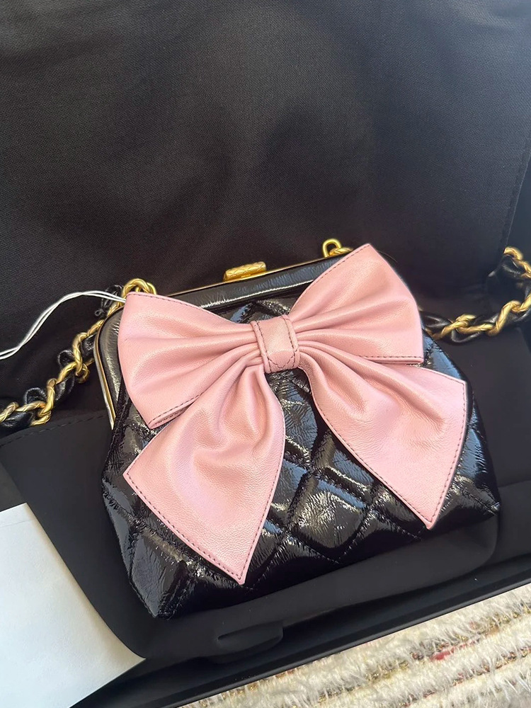 Piccola borsa a tracolla a mano con tracolla singola, design di nicchia, nuova borsa a tracolla da donna con catena, fibbia, oro, alla moda_voghion.com