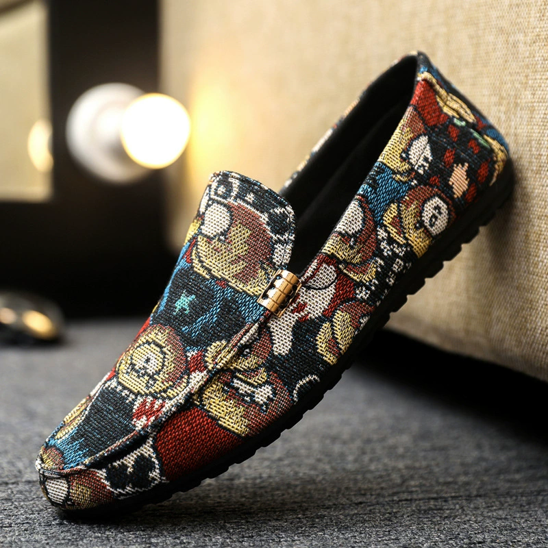 Новая летняя мужская обувь 2025 года, модные универсальные шапочки в корейском стиле, мужская повседневная обувь, модные дышащие парусиновые туфли для мужчин