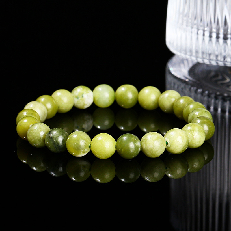 Natural light southern jade bracelet