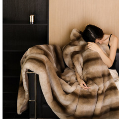 北欧の軽い豪華なミンクの毛の絨毯秋冬の厚い覆いのレジャーのソファーのじゅうたんの昼寝のじゅうたんのエアコンのじゅうたんの保温の毛布