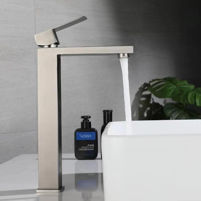Cuarto de baño caliente y fría Cuenca del grifo lavabo mayor mesa alargada superior e inferior cuenca comercial grifo
