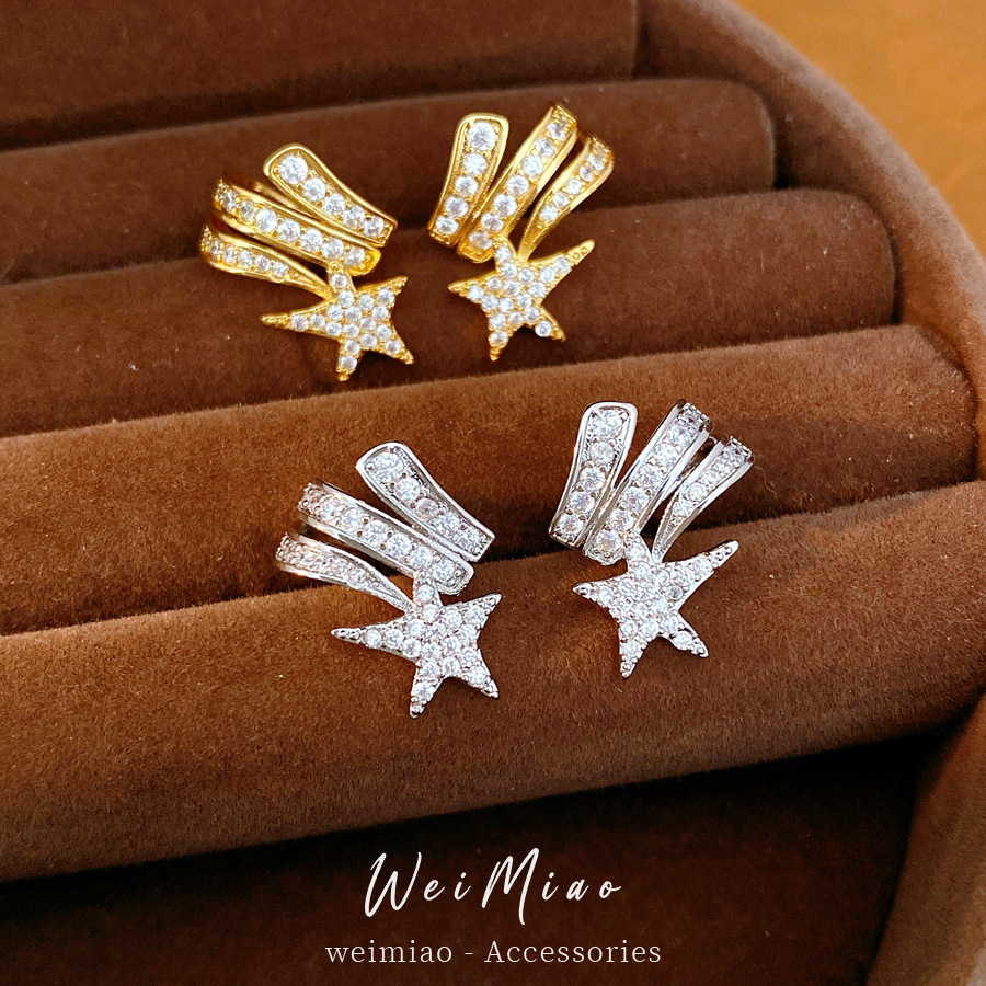 Estrellas de piedra de tres capas de orejas para mujeres sin agujeros de orejas temperamento personalizado aretes ligeros de lujo alta sensación de auriculares al por mayor