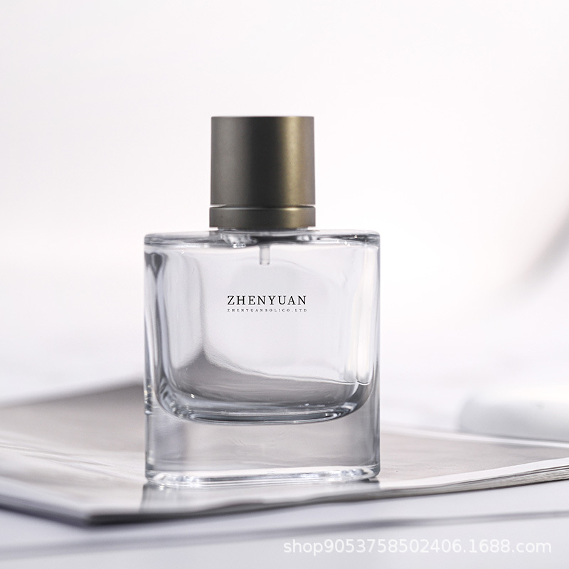 2023批发香水玻璃瓶50ml 卡口厚底补水喷雾瓶扁方形爽肤 水空香水