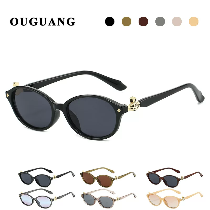 Queen Mother-in-Civilian Saturn street shot sunglasses Y2K