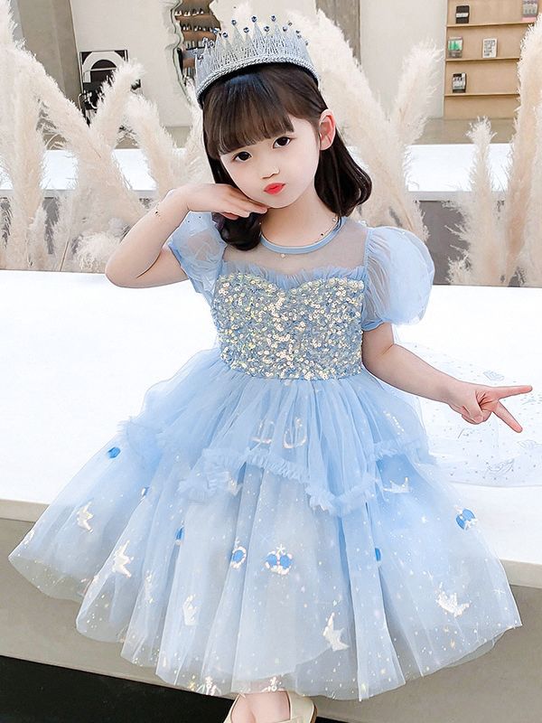 Small princess costume
