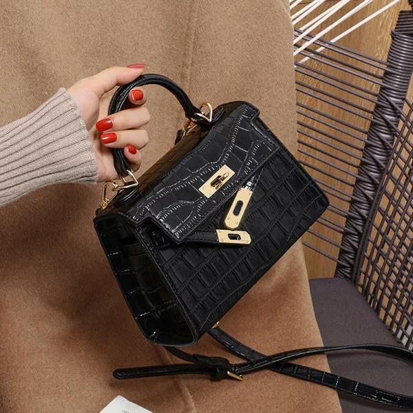 2026 New Fashion Crossbody Underarm Mini Bag, Light Luxury Handbag, Versatile Genuine Leather Women's Bag