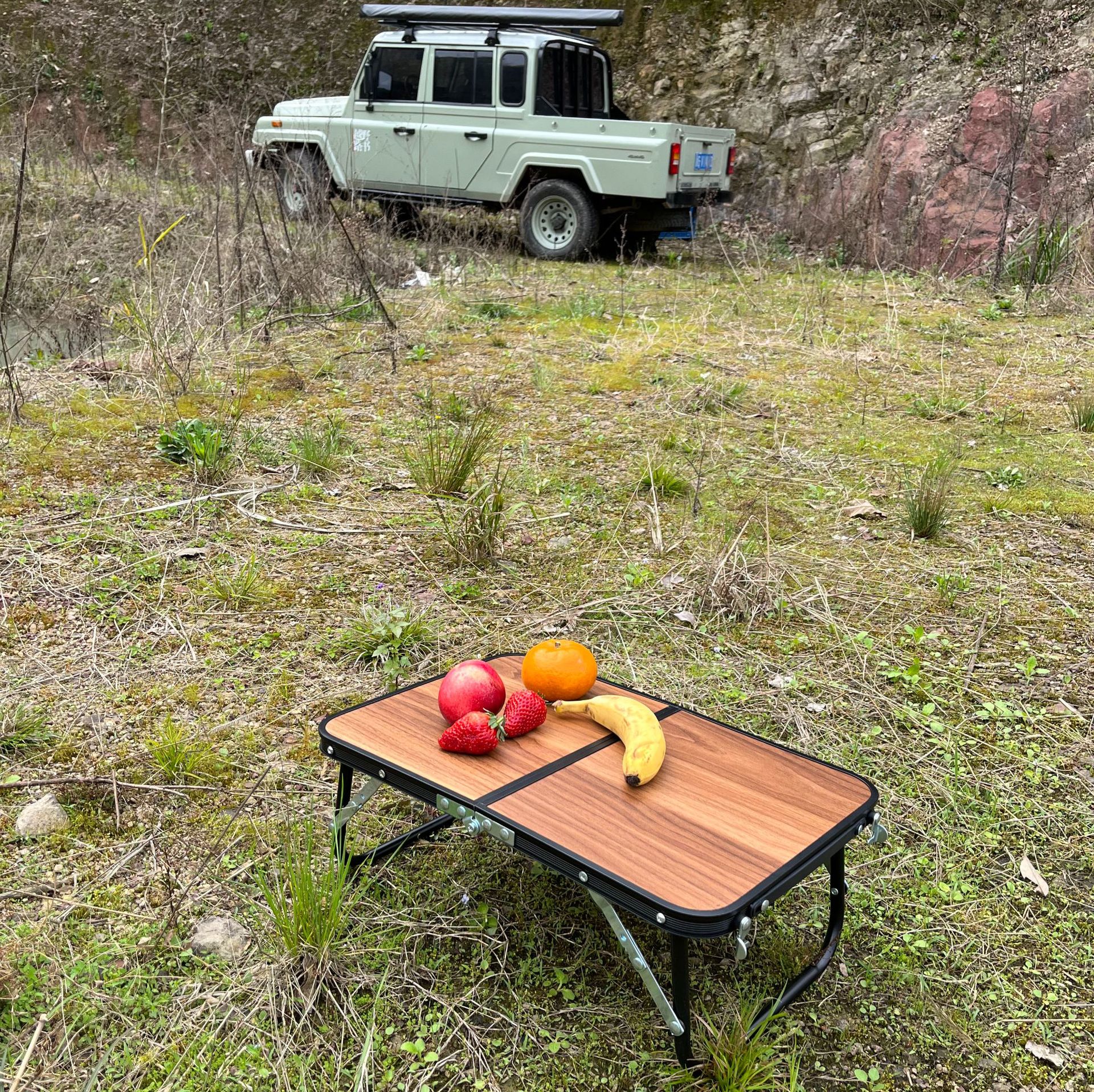 In stock mini folding small table picnic table outdoor camping table tent side use Japanese and Korean small low table