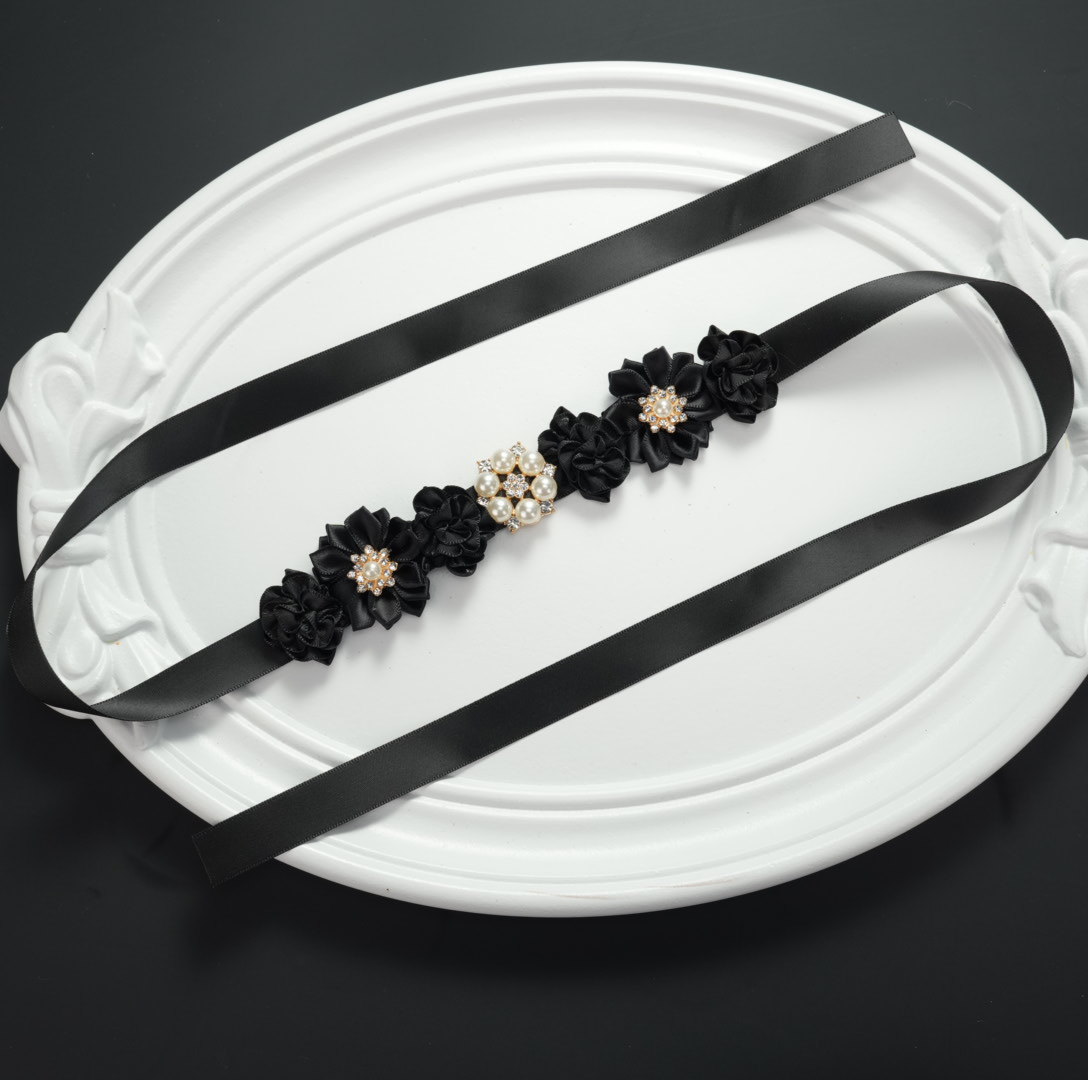 Black headband pearl