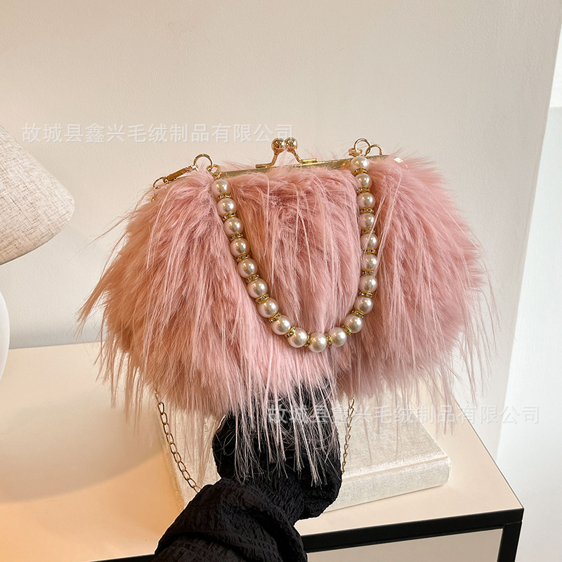 New Plush Bag with Tassels, Pearl Chain, Furry Handbag, High-End Fashion Shoulder Crossbody Bag