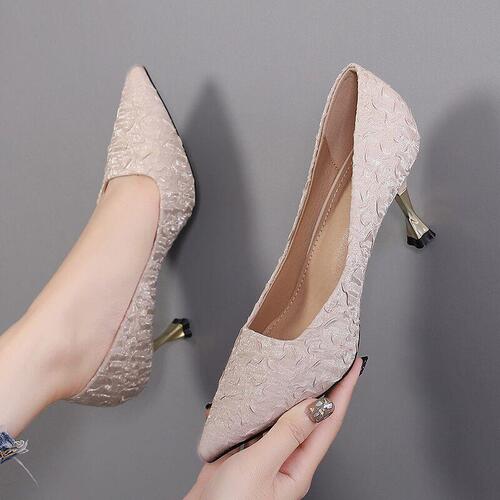 French pleated niche pointed mid-heeled single-layer shoes autumn new Korean professional shallow cut stilettos for women