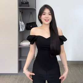 韩系黑色一字肩短袖T恤女夏季鱼骨收腰显瘦短款独特别致露肩上衣