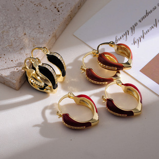 French Retro Elegant Fashion Oil Ear Buckle Female Niche Design Simple Autumn and Winter Versatile High-end Earrings