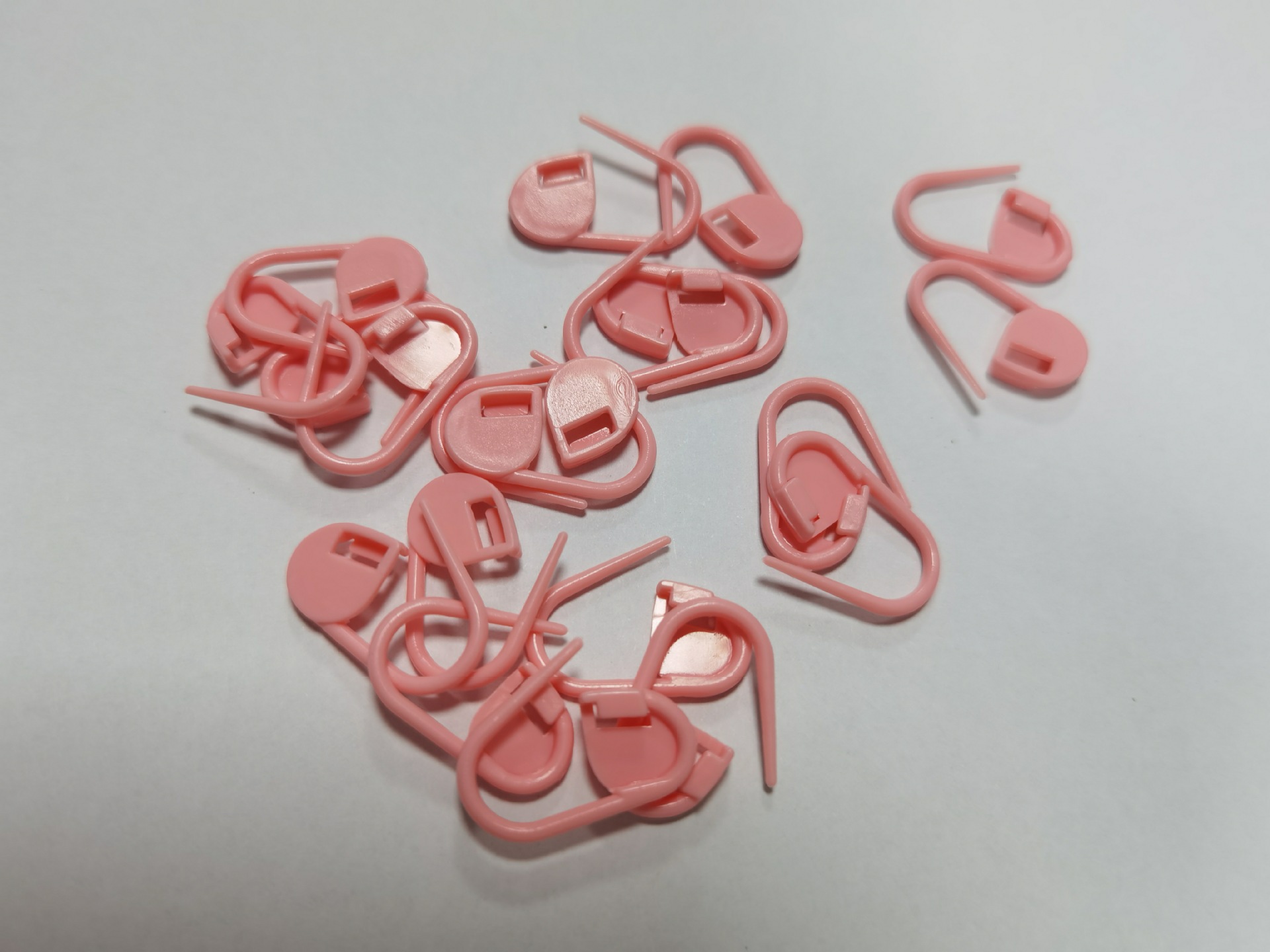 Herramienta de tejido, hebilla pequeña, hebilla de plástico, hebilla, hebilla, hebilla, hebilla, hebilla, hebilla, contador de suéter