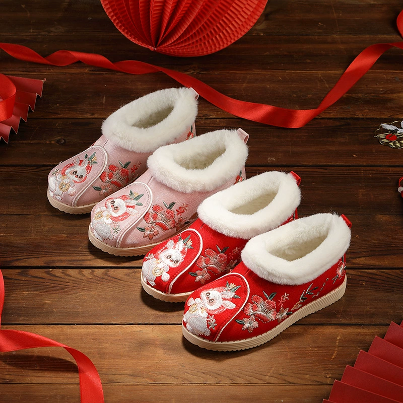 Новая зимняя обувь для девочек в этническом стиле, хлопчатобумажная Тканевая обувь с низким верхом кролика Мао, утолщенный цветочный костюм в древнем стиле, обувь с вышивкой для девочек