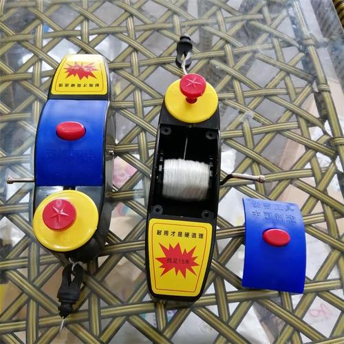 Factory wholesale wooden hand-crank line throwing tool, PVC plastic rebounding line leveler, marking tool, ink line
