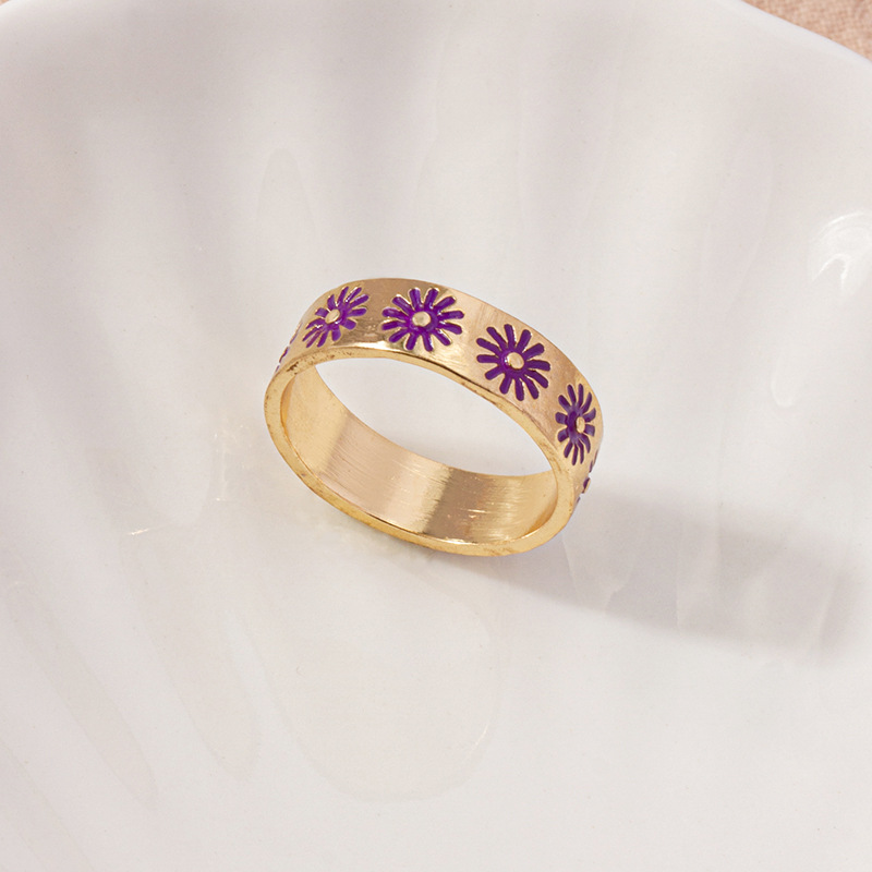 Korean Fashion Small Daisy Dripping Oil Retro Plain Alloy Ring Female display picture 5