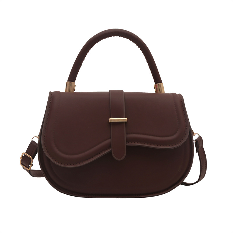 Bolsa de silla de colores caramelo 2024 primavera nueva moda de color sólido bolso de hombro inclinado