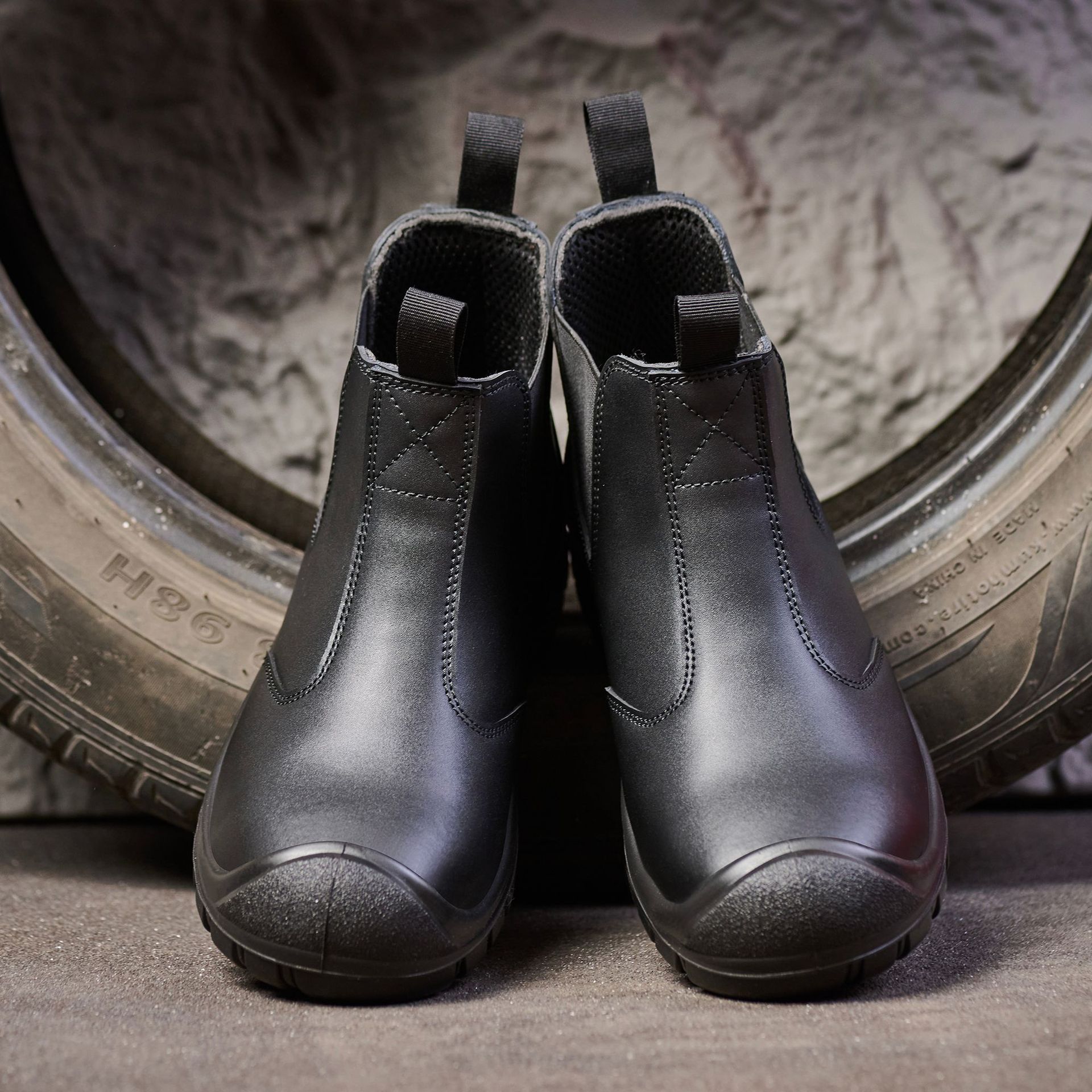 Men Special Work Shoes Men's Steel Toe Breathable Slip-On Safety Casual Fashion Work Shoes_vogvips.com