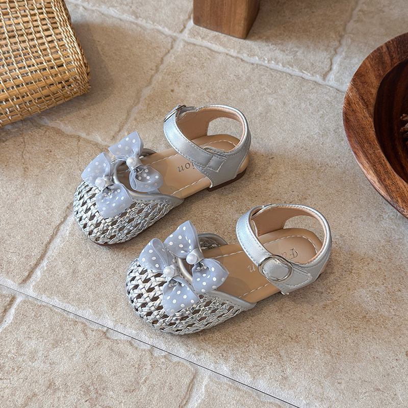 Niñas sandalias trenzadas 2026 verano nuevo bebé arco sandalias huecas zapatos princesa para niños image 4
