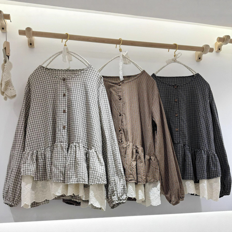 Spring New Retro Sweet Lace Splicing Long-Sleeved Plaid Shirt Women's Loose and Versatile Slim Baby Doll Shirt Wholesale