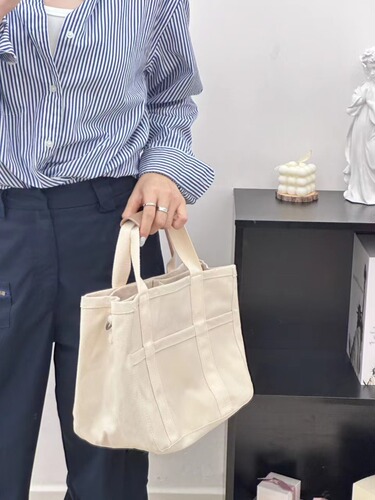 Korean ins mommy bag fashionable multifunctional maternal and infant shoulder crossbody bag portable canvas stroller mommy bag