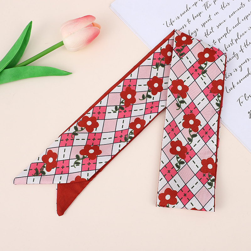 Casual, Banquet, Tea Party Occasion Polyester Material Women's Elegant Heart Shape Flower Lingge Polyester Silk Scarf