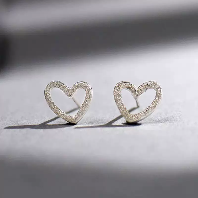 s925纯银日韩国镂空磨砂心形爱心桃心耳钉女气质简约百搭个性耳饰
