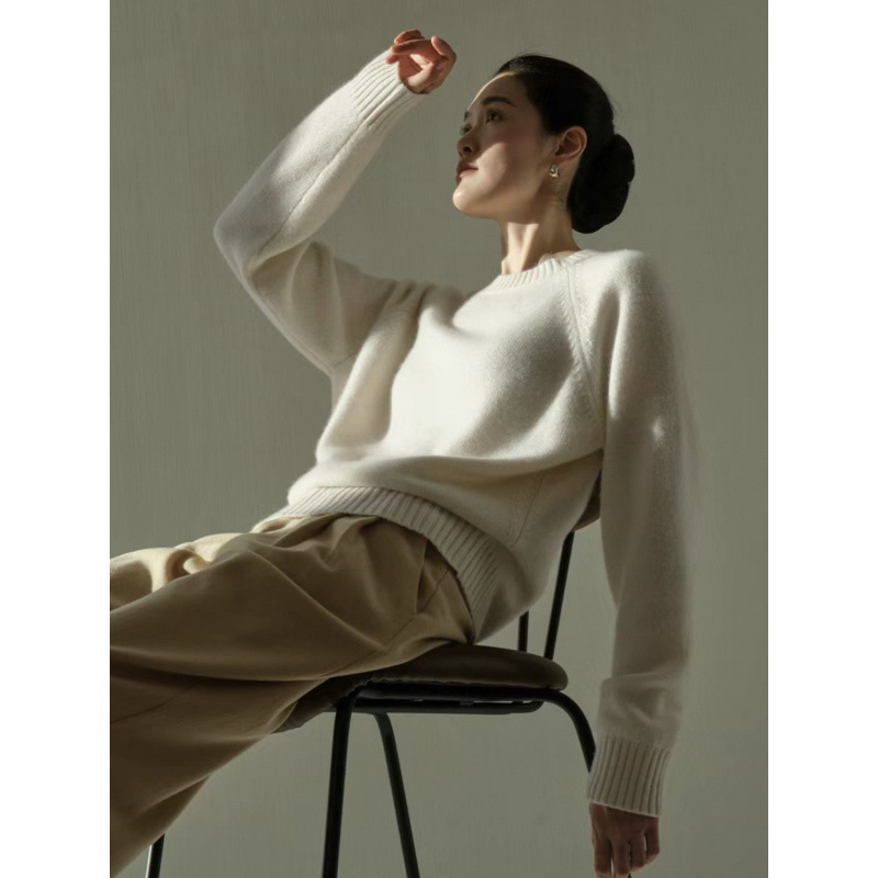 100 Pure Wool Soft Waxy Sweater Women's Autumn and Winter Thickened Loose Pullover Lazy Style Bottoming Sweater Top for Outer Wear
