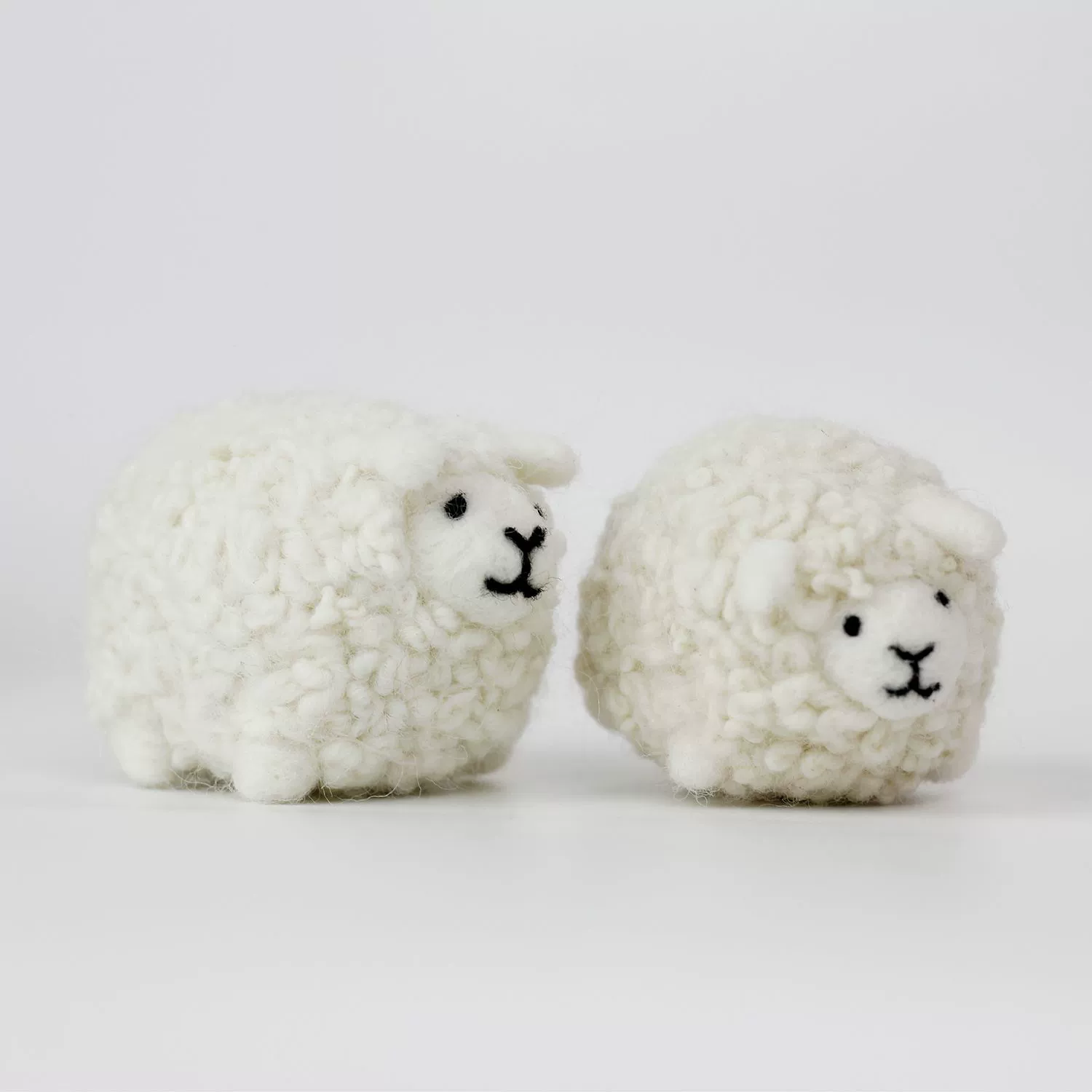 Wool felt Christmas doll set, English tutorial, multiple characters and craft tools