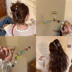 韓国のカラフルなビーズフラワーグリッパー、絶妙なヘアグリッパー、新しいサメクリップ、後頭部ヘアクリップ、新しいヘアアクセサリー