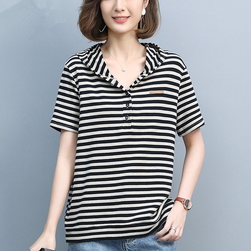 Trendy, Stylish, Striped Hooded Short-Sleeve Top for 2025 Summer—Casual Plus-Size Women's Wear That Flatters and Ages You Down