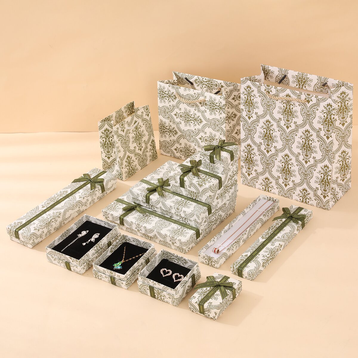 Bowknot caja de joyería exquisita joyería collar caja de joyería pulsera anillo caja de embalaje Día de San Valentín tapa caja de regalo