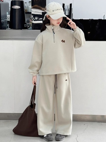 Girls' 2025 Spring and Autumn Set - Child Hoodie and Pant Two-Piece Set for Older Girls, Fashionable Sports Set for Children