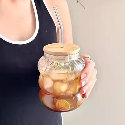 Taza de té burbujeante de grasa transparente de una sola capa vertical, taza de jugo de leche de vidrio de alta capacidad de borosilicato, orugas de leche