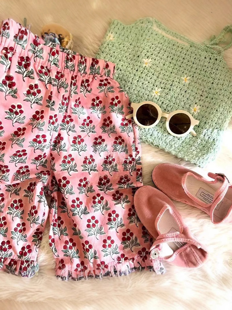 子供用防蚊フレアパンツ 2026夏 花柄プリント ロングパンツ 女の子用 スリムでスタイリッシュなカジュアルパンツ